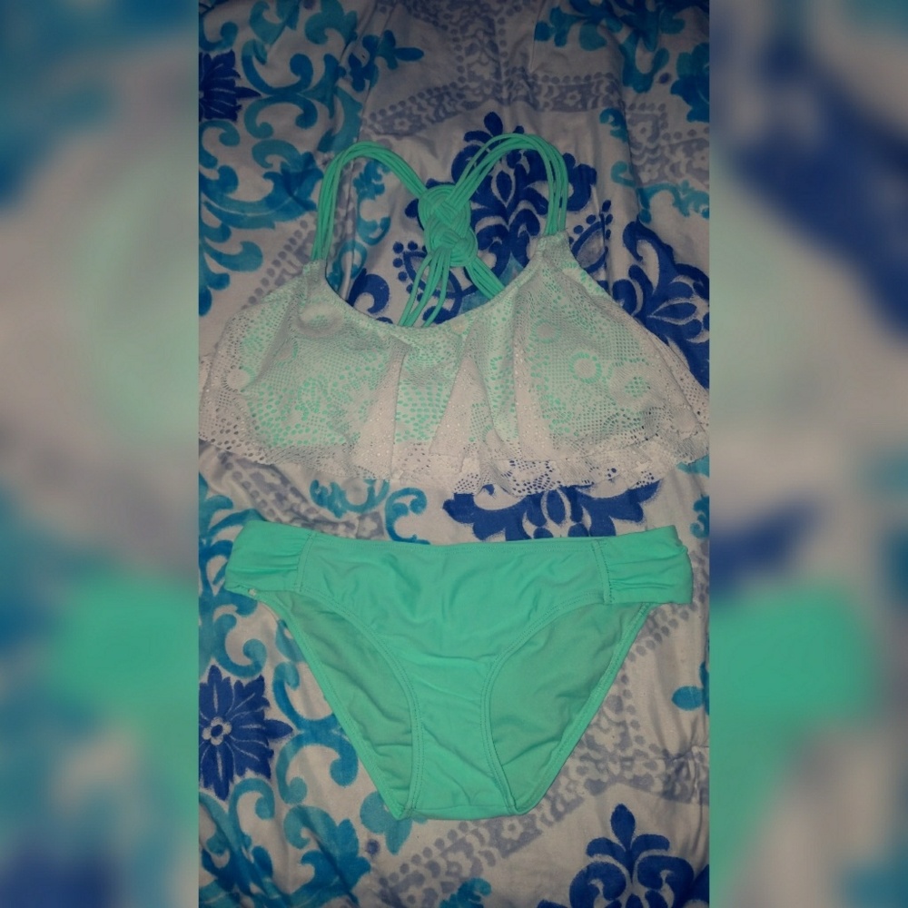Rue21 Teal Bikini set!